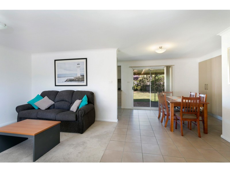 4 Wilga Close, Albion Park Rail NSW 2527