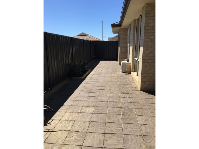 6 Farnese Way, Banksia Grove WA 6031