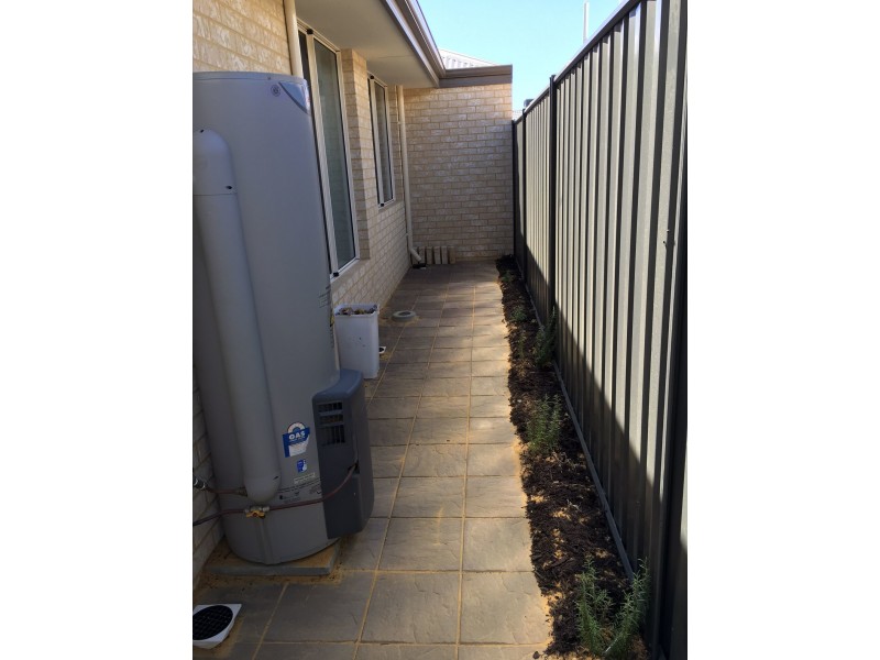 6 Farnese Way, Banksia Grove WA 6031