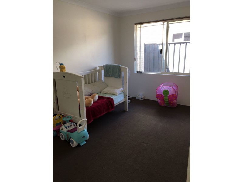 6 Farnese Way, Banksia Grove WA 6031