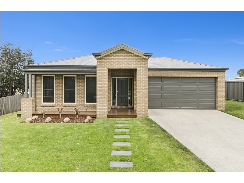 3 Edols Street, Ballan VIC 3342