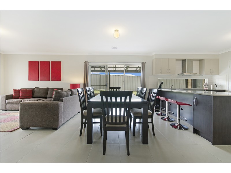 3 Edols Street, Ballan VIC 3342