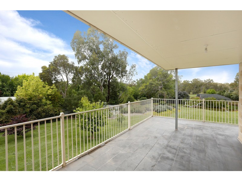 49 Grant Drive, Benalla VIC 3672