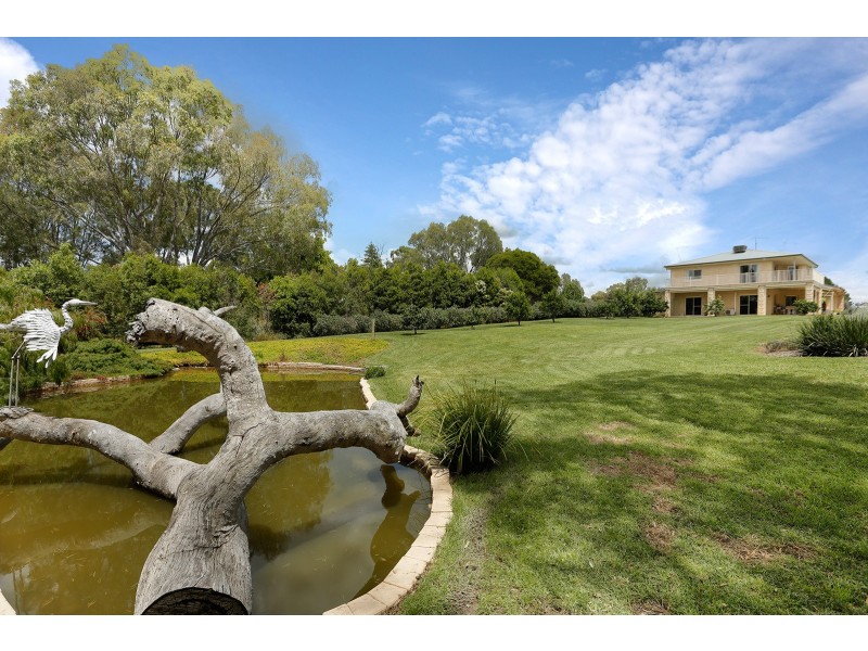 49 Grant Drive, Benalla VIC 3672