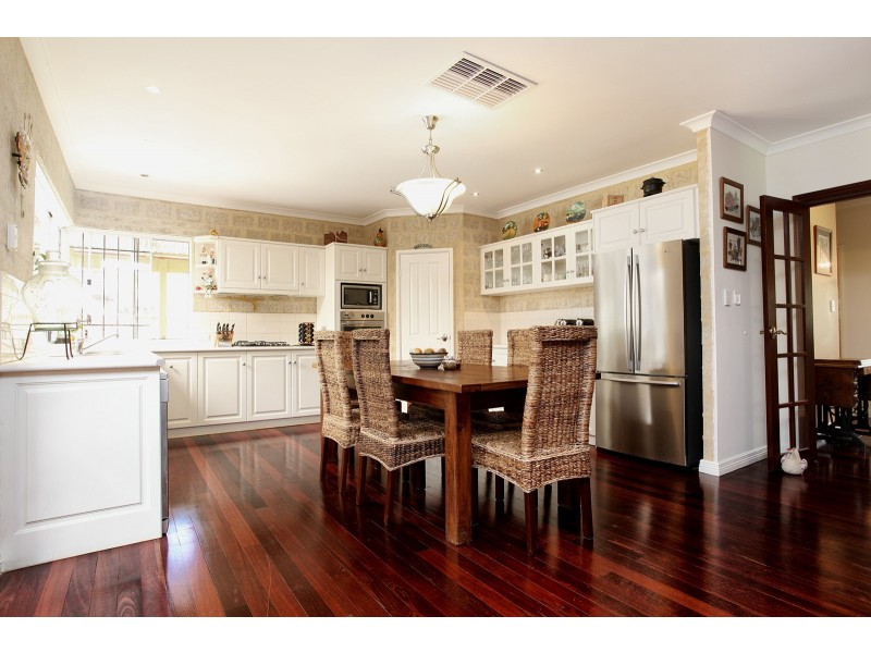 12 Sophia Grove, Roleystone WA 6111