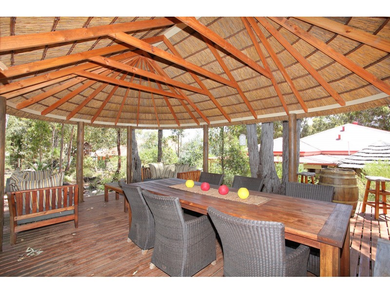 12 Sophia Grove, Roleystone WA 6111