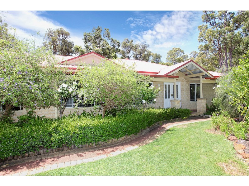 12 Sophia Grove, Roleystone WA 6111