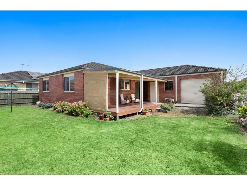 8/8a Henry Street, Koo Wee Rup VIC 3981