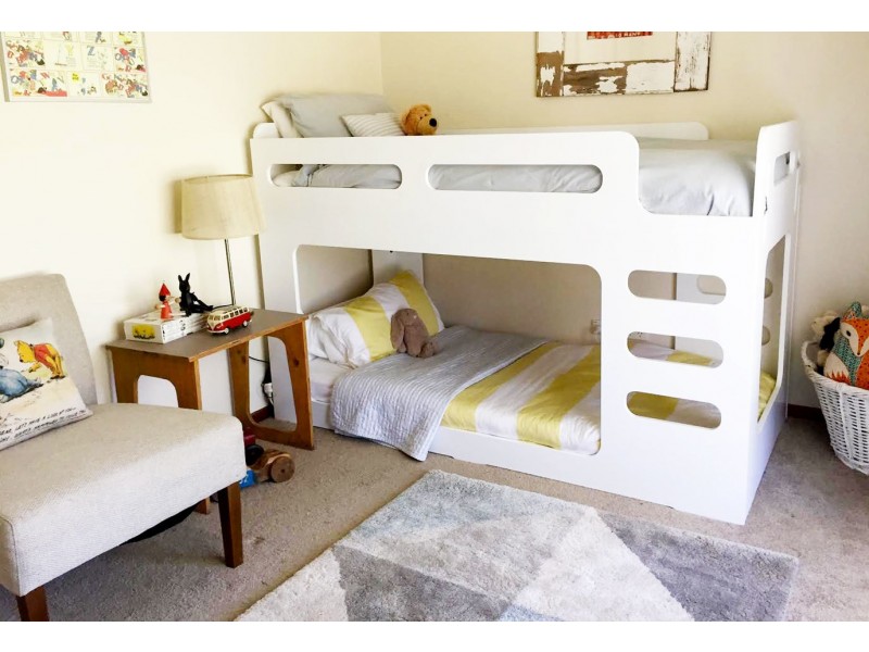 30 Pine View Drive, Tocumwal NSW 2714