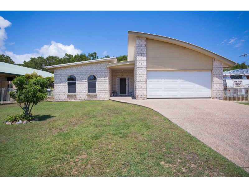 50 Pacific Drive, Blacks Beach QLD 4740