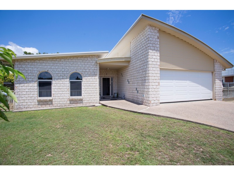 50 Pacific Drive, Blacks Beach QLD 4740