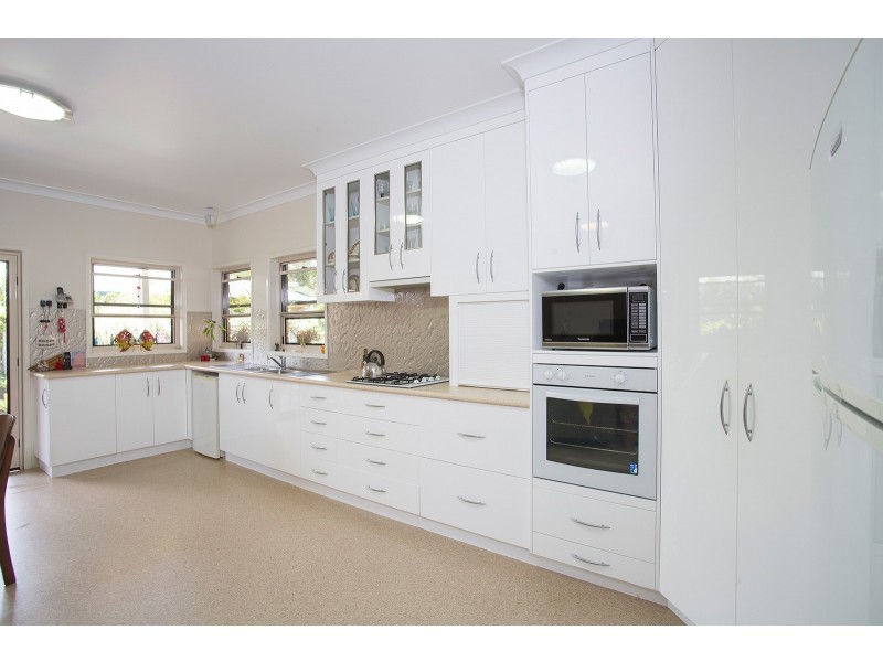 50 Pacific Drive, Blacks Beach QLD 4740