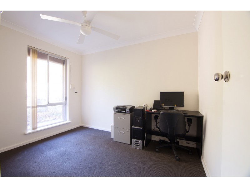 30 Mundaring Weir Rd, Mundaring WA 6073