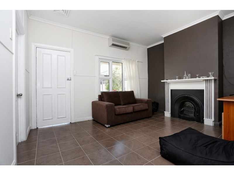12 Booralee St, Botany NSW 2019