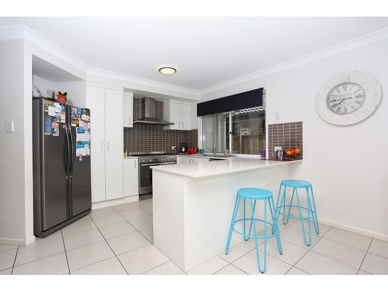 25 Daintree Circuit, North Lakes QLD 4509