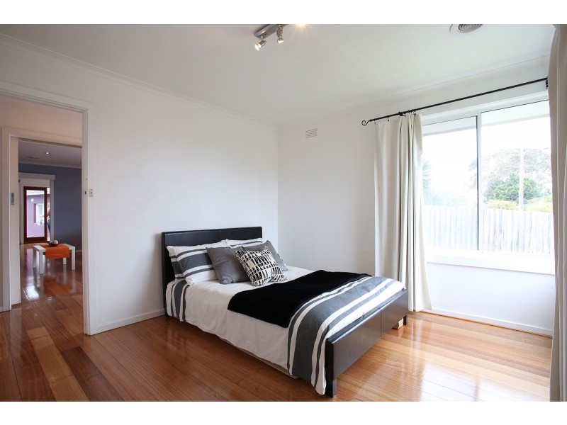 5 Cronin Court, Cheltenham VIC 3192