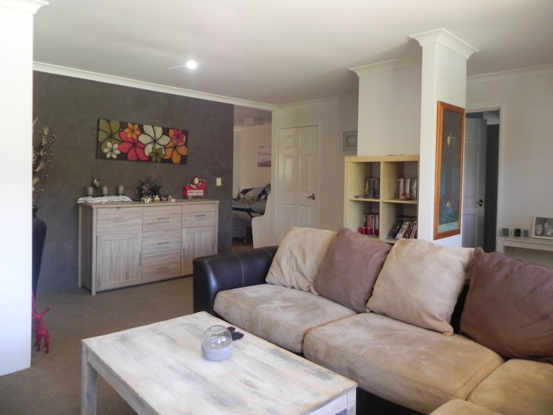 1 Keen Court, Usher WA 6230