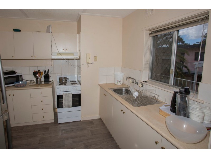 20/4 Canham Way, Orelia WA 6167