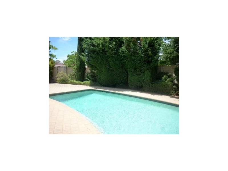 20/4 Canham Way, Orelia WA 6167