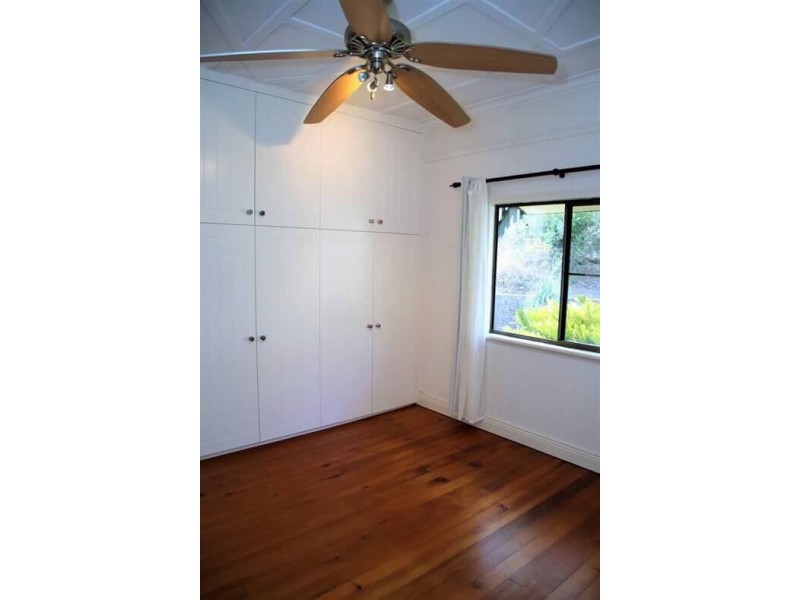 8 Mount Clifton Court, Alligator Creek QLD 4816