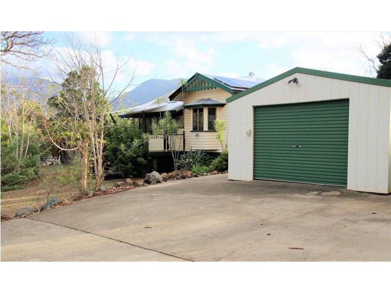 8 Mount Clifton Court, Alligator Creek QLD 4816