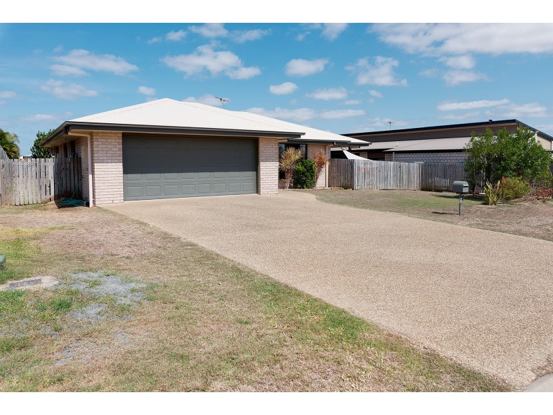 13 William Close, Gracemere QLD 4702