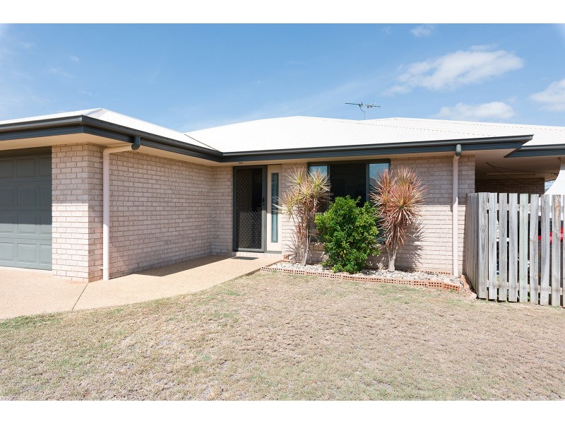 13 William Close, Gracemere QLD 4702
