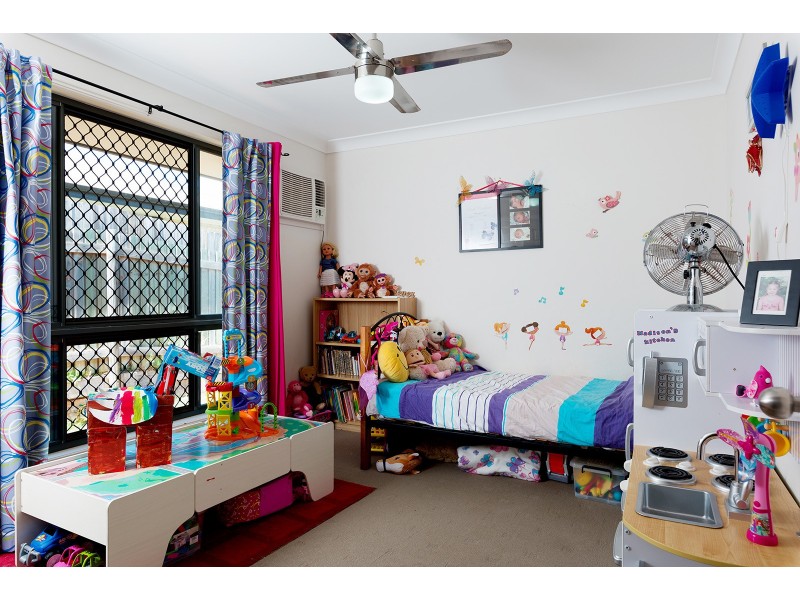 13 William Close, Gracemere QLD 4702