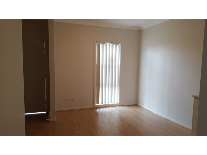 6A Kubor Street, Glenfield NSW 2167