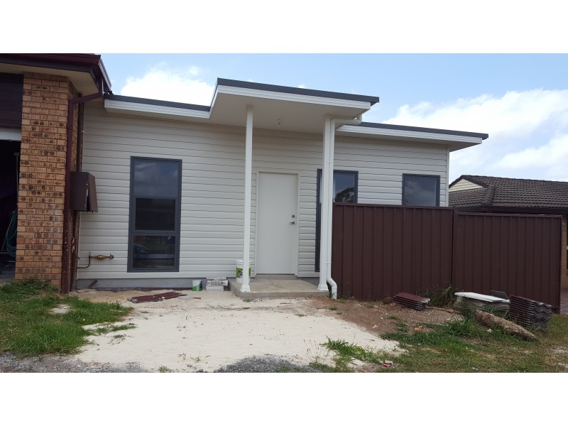 6A Kubor Street, Glenfield NSW 2167