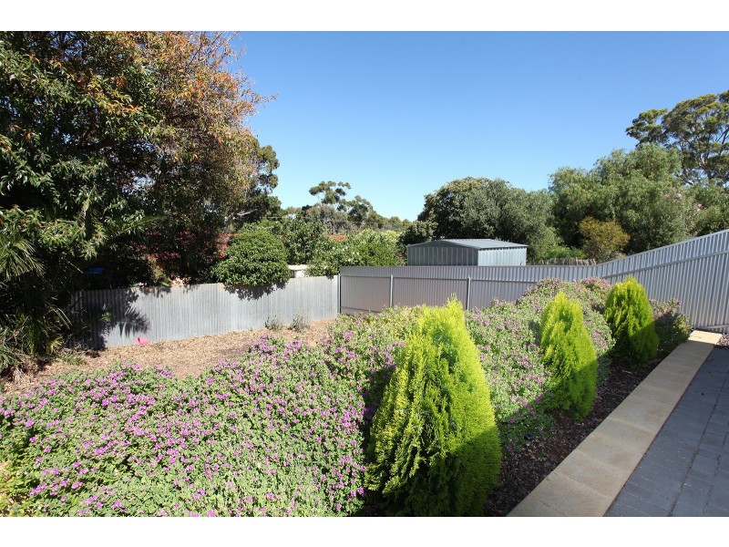 21 Williams Ave, Hackham West SA 5163