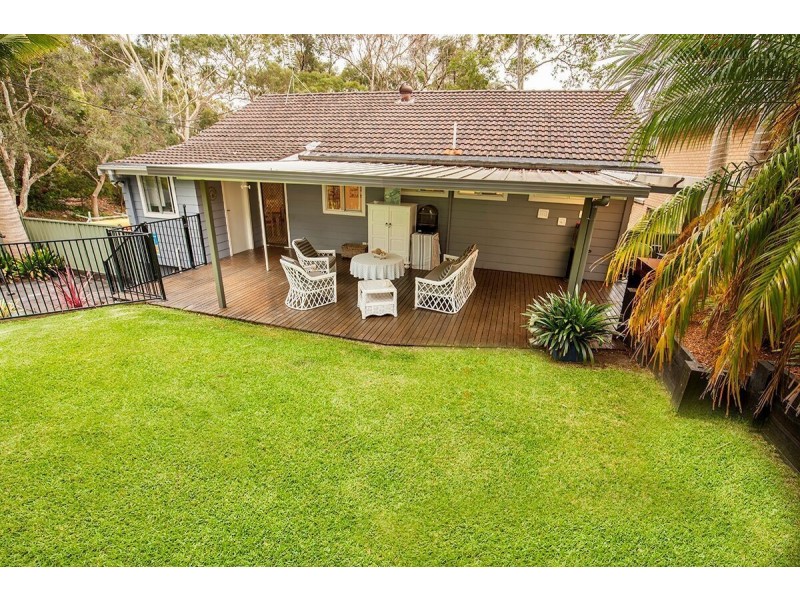 2A Lurnea Crescent, Valentine NSW 2280