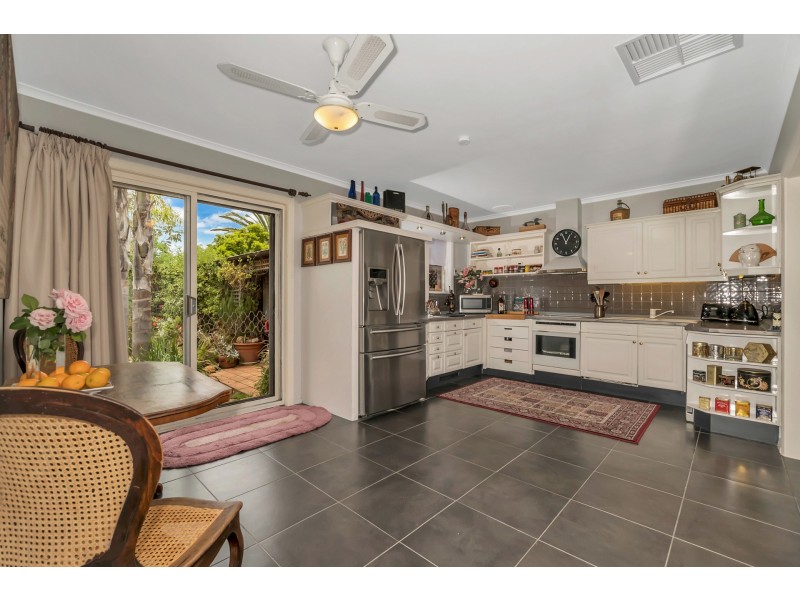 16 Solandra Crescent, Modbury North SA 5092