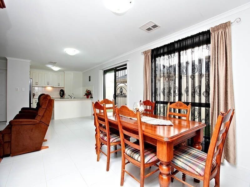 11 Cormorant Court, Middleton SA 5213
