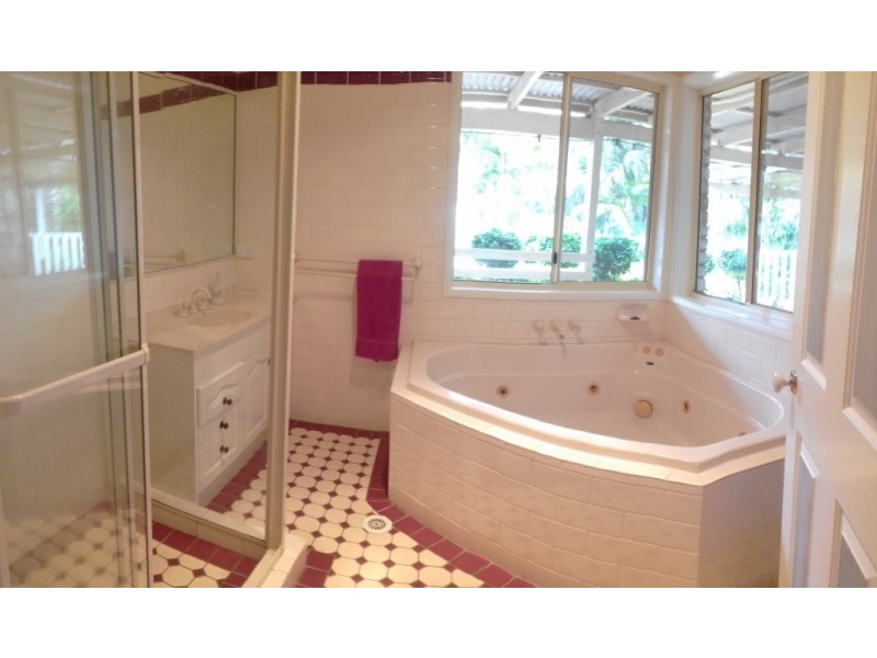 111 Riflebird Drive, Upper Caboolture QLD 4510