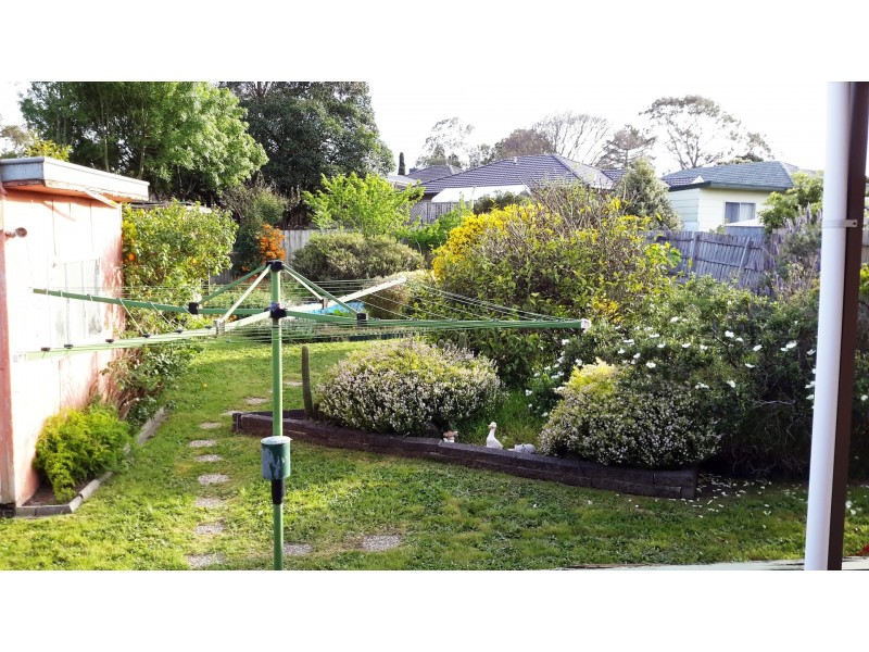 3 Roselyn Cres, Boronia VIC 3155