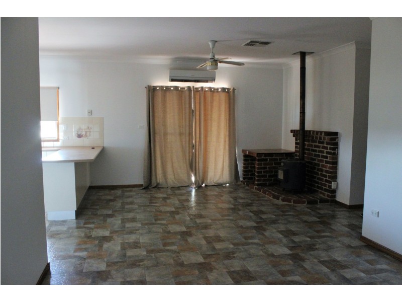 153 Cons Lane, Parkes NSW 2870