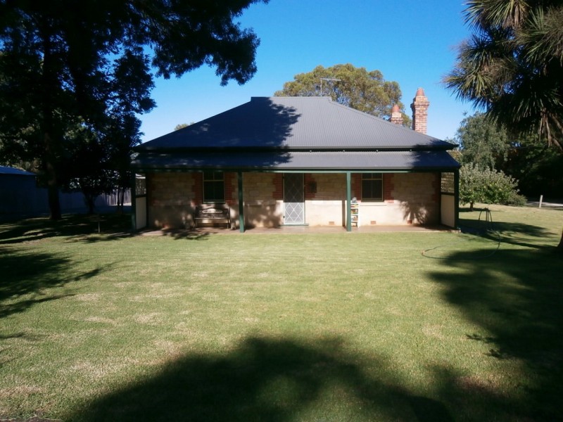 7 Battunga Road, Meadows SA 5201