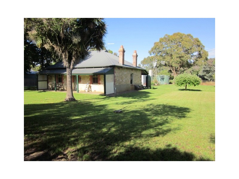 7 Battunga Road, Meadows SA 5201