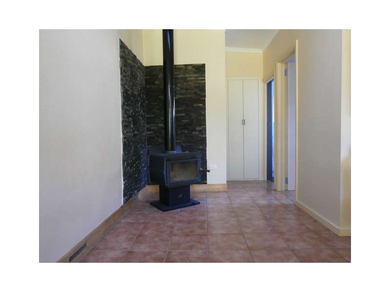 7 Battunga Road, Meadows SA 5201