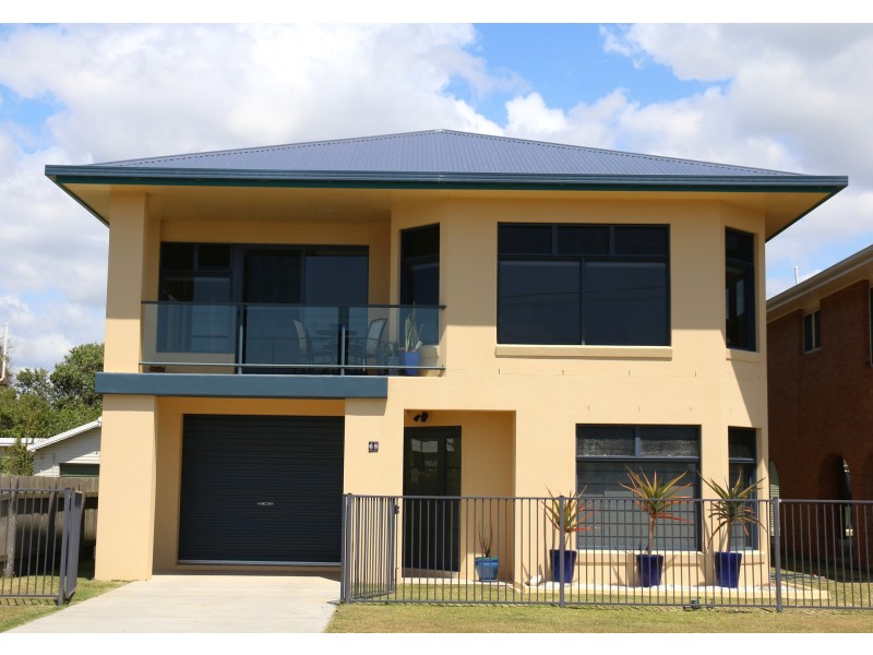 68 Ocean Road, Brooms Head NSW 2463