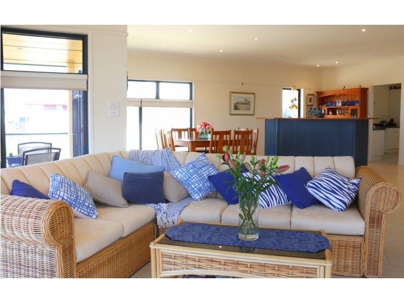 68 Ocean Road, Brooms Head NSW 2463