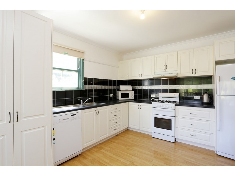 65 Anglesey Street, Seymour VIC 3660