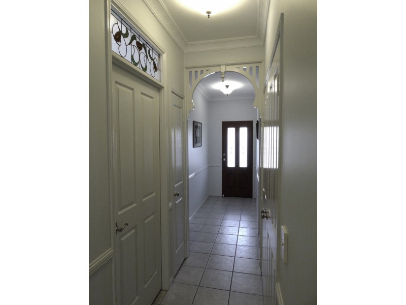 8 Rachele Close, Forest Lake QLD 4078