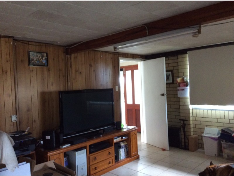 29 Edwards street, Flinders View QLD 4305