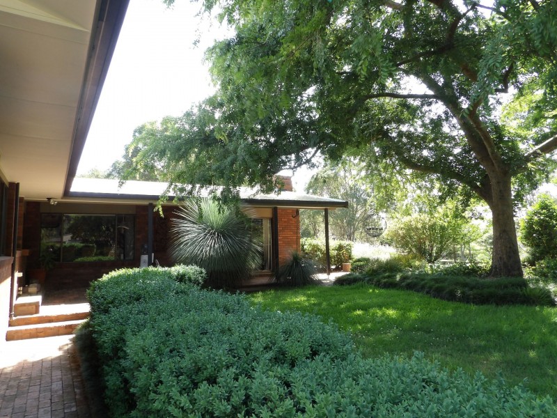 89 Brianderry, Bega NSW 2550