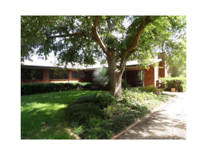 89 Brianderry, Bega NSW 2550