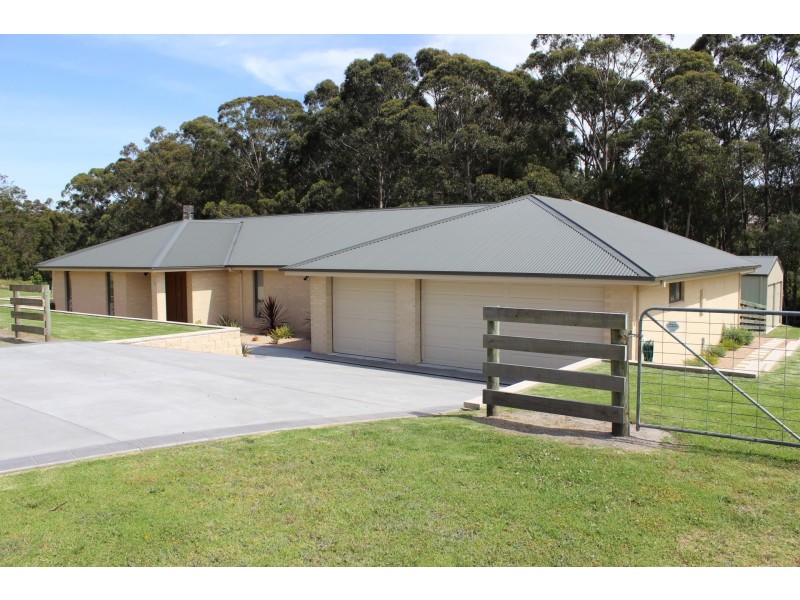 36 O’Donnell Drive, Lakes Entrance VIC 3909