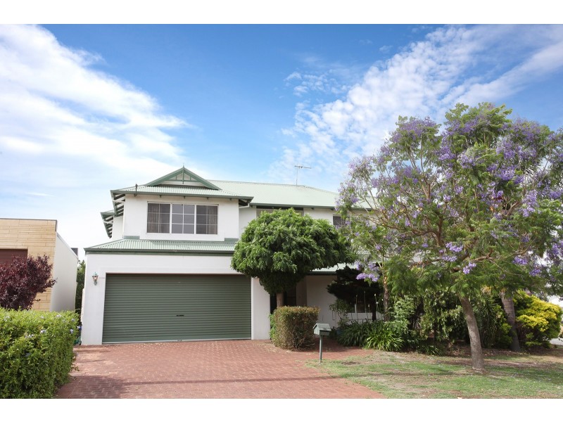 82 Thelma Street, Como WA 6152