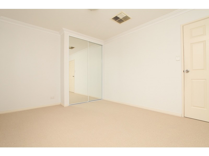 82 Thelma Street, Como WA 6152